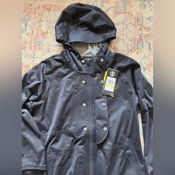 Under Armour Women's Perpetual Storm Run Jacket - Picture 2 of 6